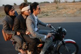 vespa, India, The Darjeeling Limited, brothers, grief