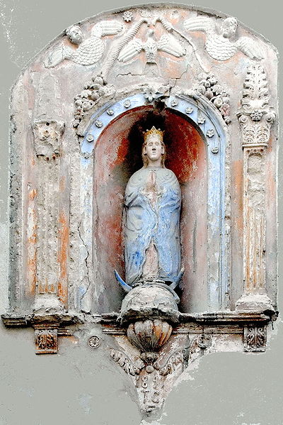 Statue of a crescent Madonna