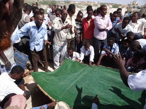 Janaaso somalia death rituals green cloth dying