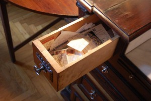 open desk drawer desk space