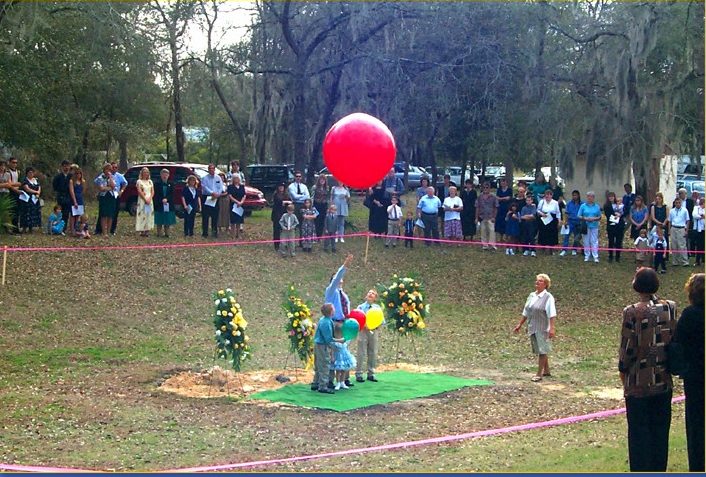 ashes in balloon memorial