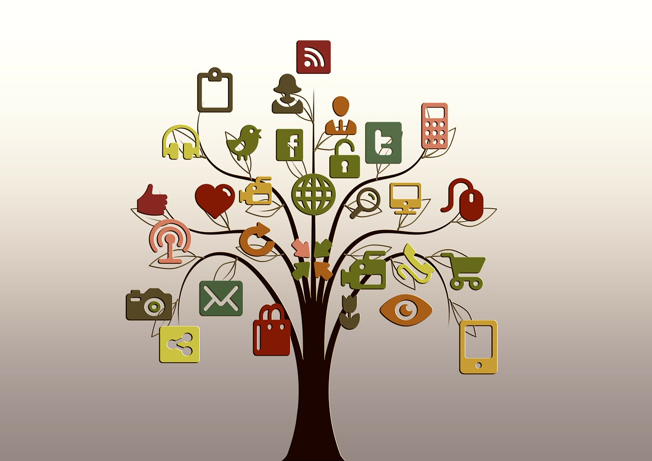 Tree with social media ornaments shows many new ways to express grief