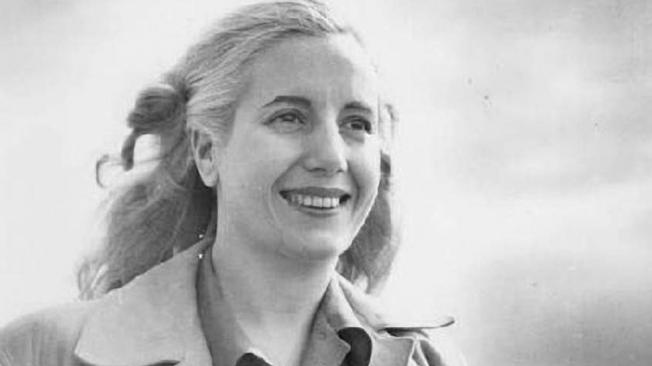 Black and white photo of young Evita Peron