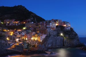 Cinque Terre, Italy symbolizing the Mediterranean region where extra-virgin olive oil is a dietary staple