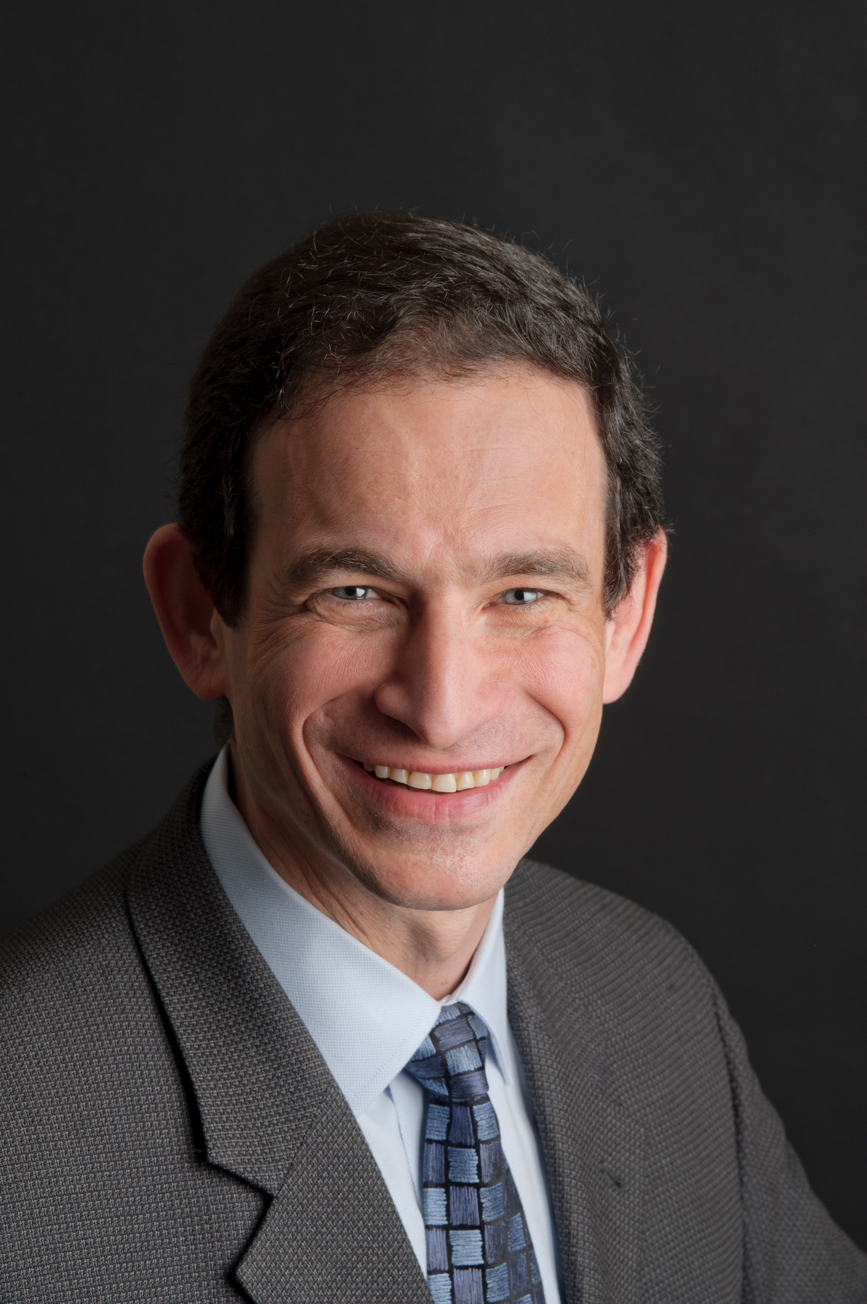 A portrait of Dr. Steven Pantilat