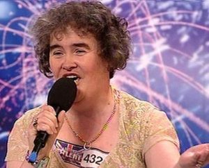 Susan Boyle performs "I Dreamed a Dream"