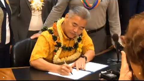 David Ige signing medical aid in dying bill