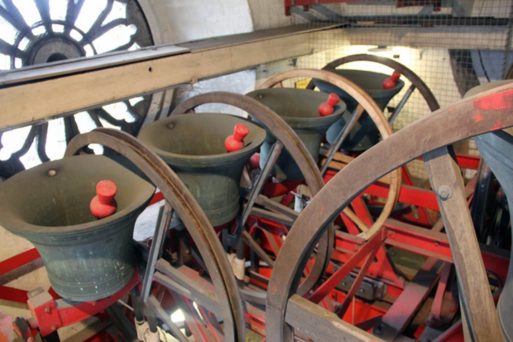 image of Westminster Abbey bells chiming the death knell 