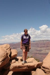 Stefanie Bonigut at the Grand Canyon, wearing a "Walk to End Alzheimer's T-shirt.