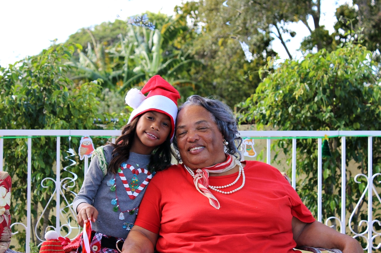 Grandmother and granddaughter can’t be together when cancelling holiday plans with older family members