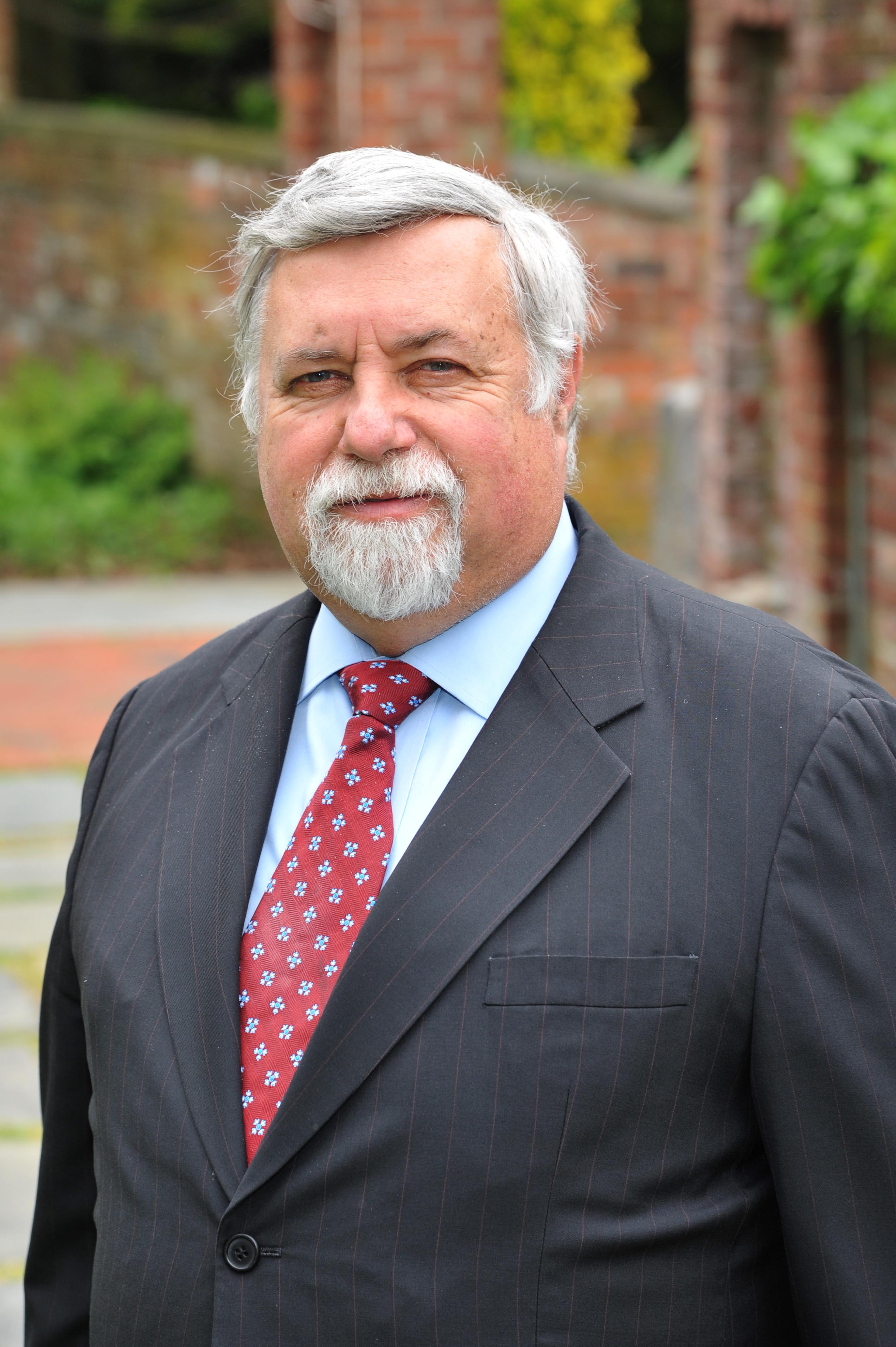 Grief expert Kenneth Doka gives advice about breaking news that someone has died