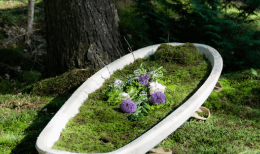 the loop forest bed is one of several mushroom coffins offered by Loop Biotech