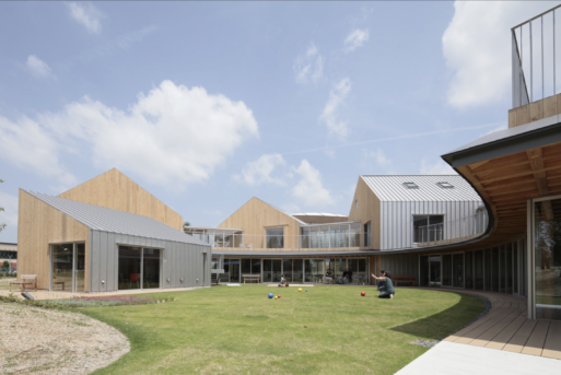 TSURUMI Children's Hospice exterior