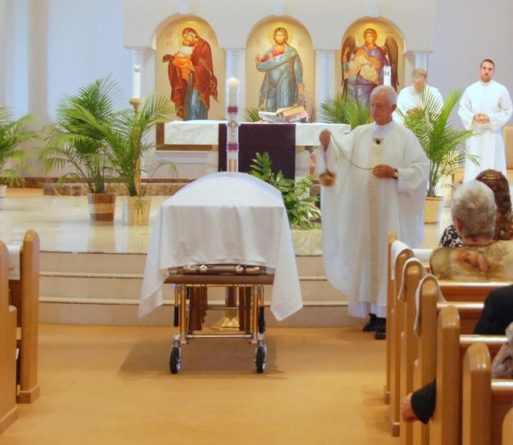 The Traditions And Customs Of Catholic Funeral Mass - SevenPonds ...