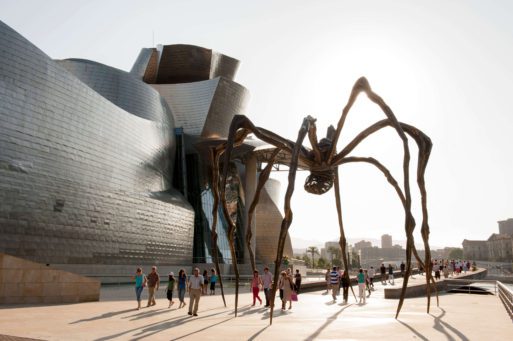 Giant spider sculpture "Maman"