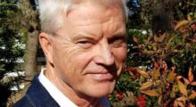 Outdoor headshot of Pathologists' Assistant Bruce Koepp